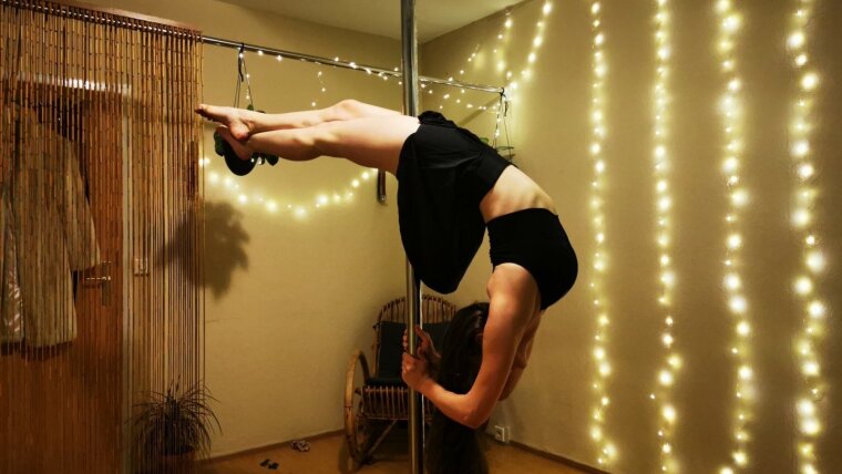 Pole Dance Fitness